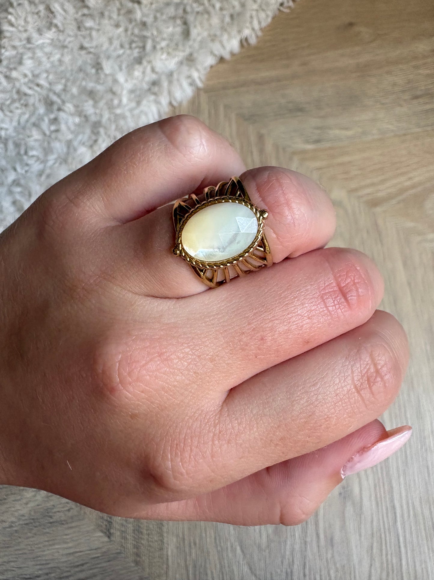 Bague en acier inoxydable et pierre naturelle de nacre | Clea