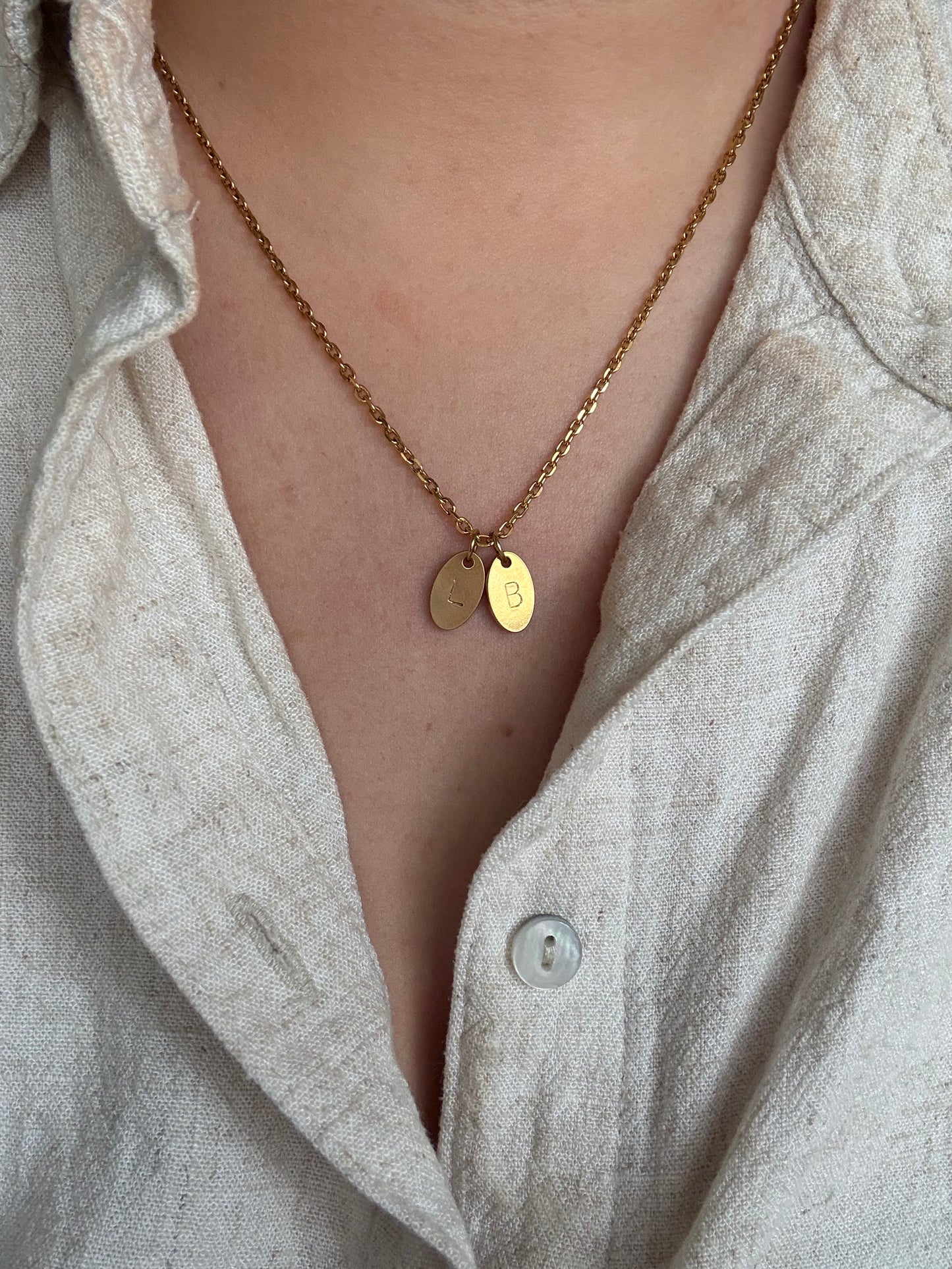 Collier initiales deux pendentifs
