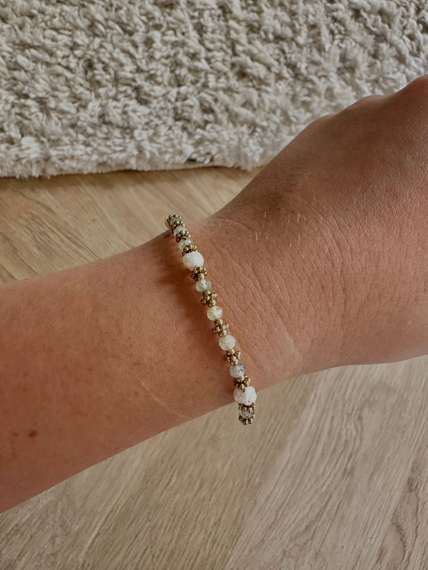 Bracelet en acier inoxydable et pierres naturelles et perles d’eau douce | Magla